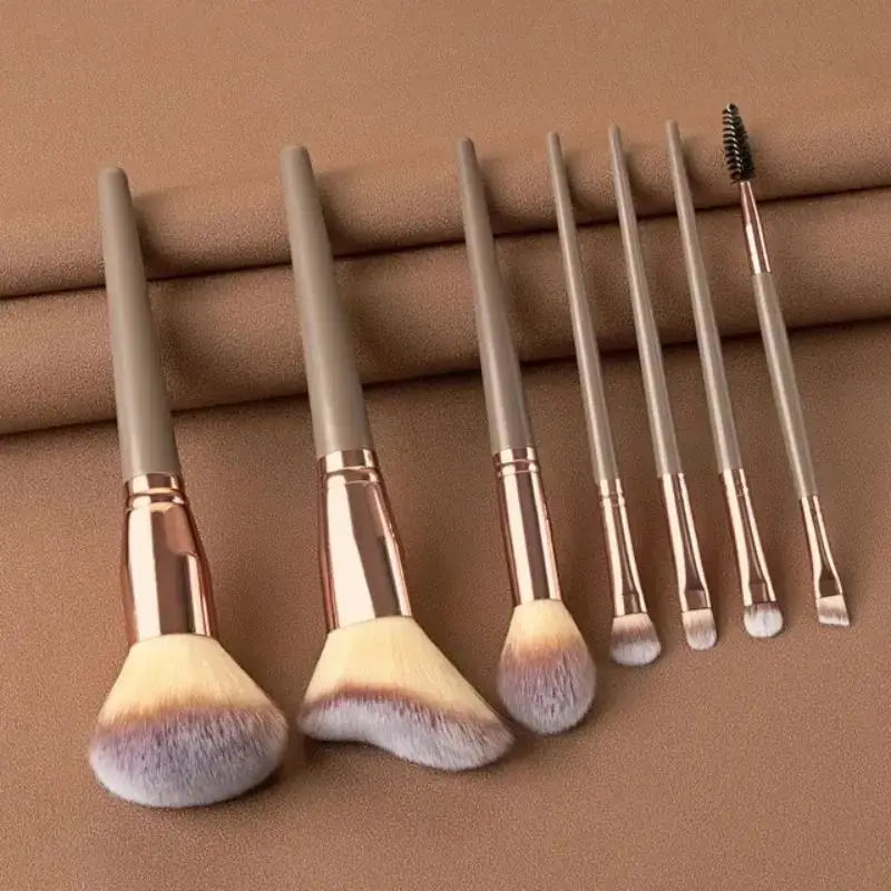Soft Kabuki Makeup Brush Set
