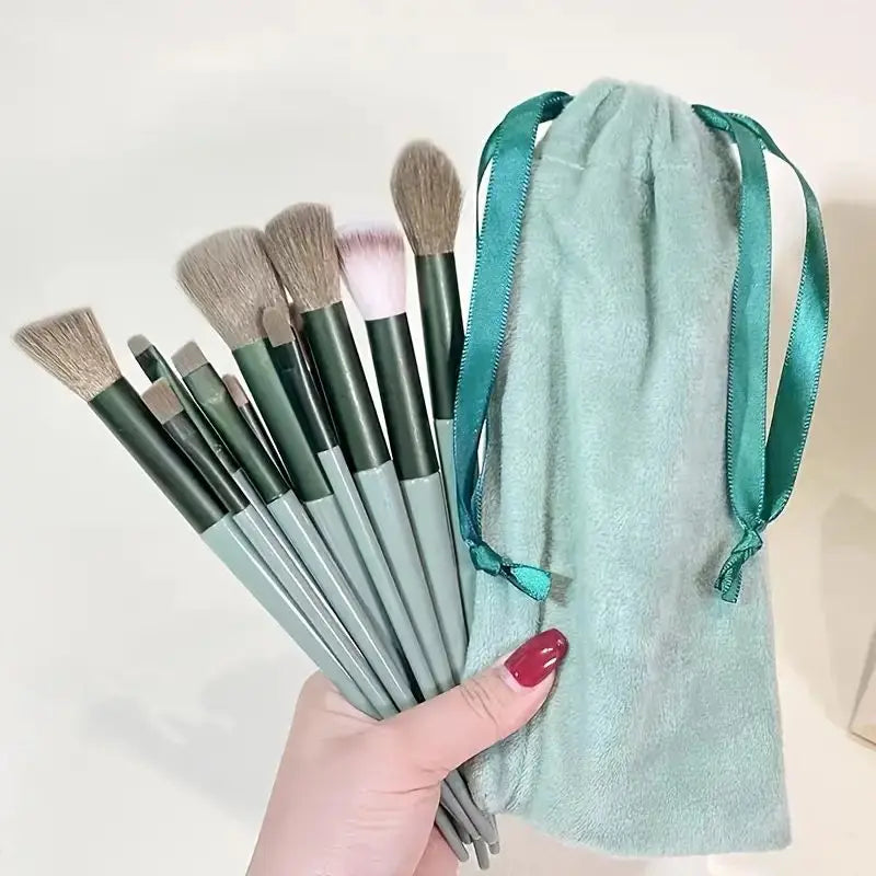 Soft Kabuki Makeup Brush Set