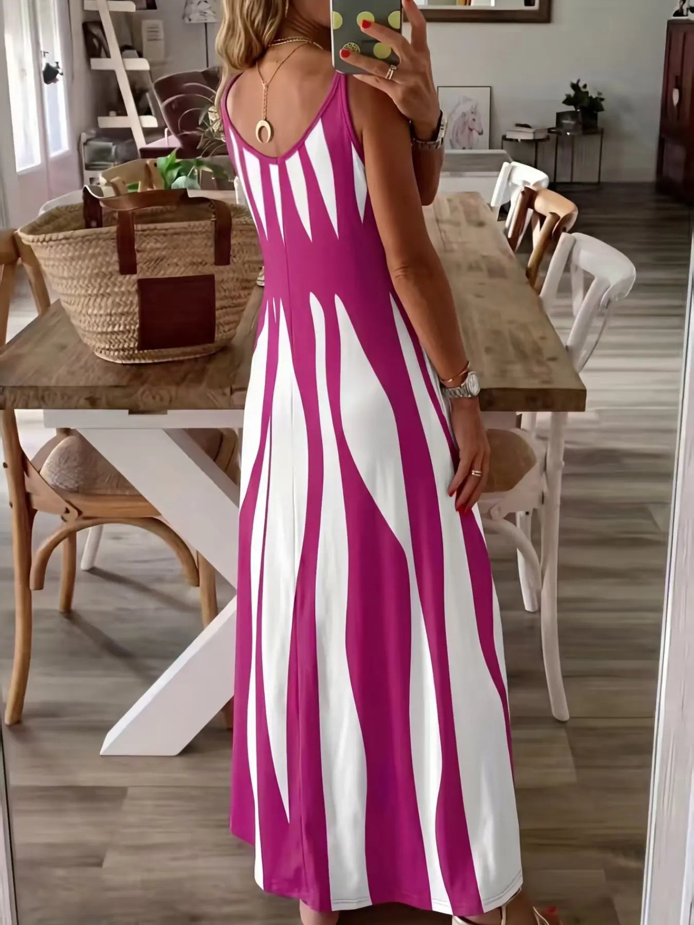 Summer New Arrival Women'S Casual Sleeveless Striped V-Neck Long Dress, Casual Dresses, Casual Chic Dress, Sweet Style Elegance Loose-Fitting Daily Wear, Perfect for Outdoor Activities