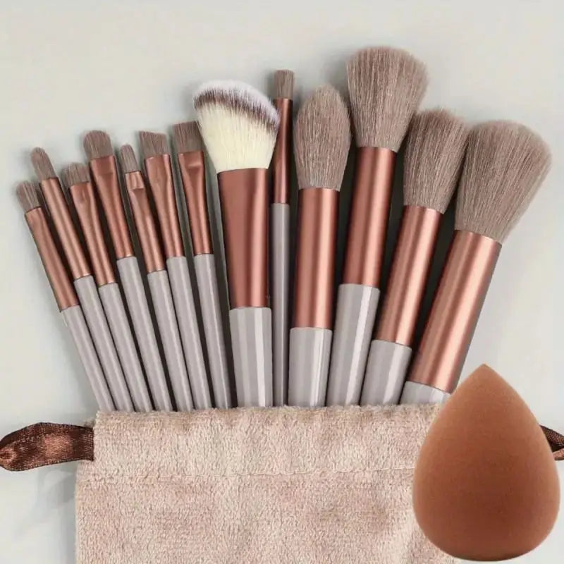 Soft Kabuki Makeup Brush Set